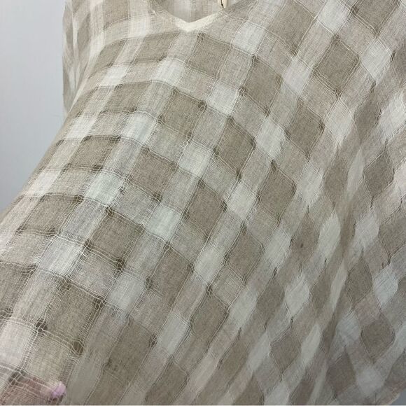 Lula Soul Linen Checkered Lightweight V-neck Poncho with fringe Size Medium - Picture 9 of 15